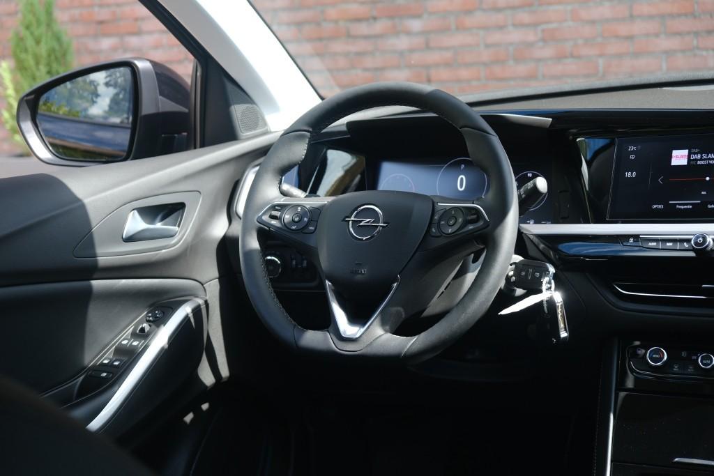 Opel Grandland 1.2 Turbo 130pk EAT8 GS | Navi | App Connect | Adaptive Cruise | Camera | Alcantara | Winter Pakket afbeelding 12