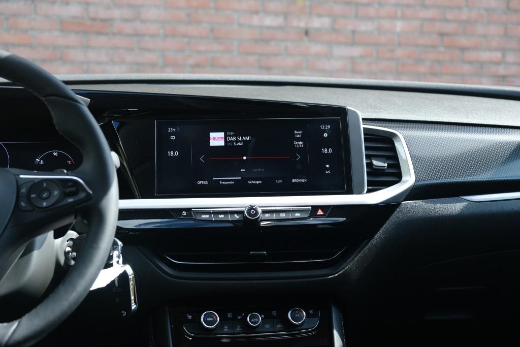 Opel Grandland 1.2 Turbo 130pk EAT8 GS | Navi | App Connect | Adaptive Cruise | Camera | Alcantara | Winter Pakket afbeelding 15
