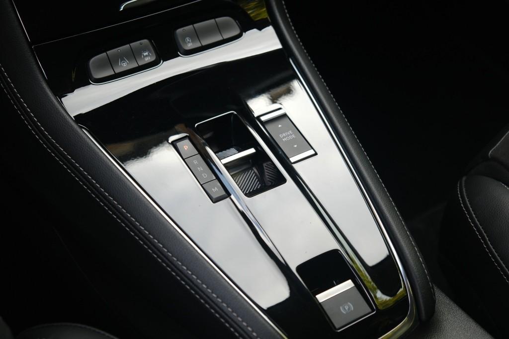 Opel Grandland 1.2 Turbo 130pk EAT8 GS | Navi | App Connect | Adaptive Cruise | Camera | Alcantara | Winter Pakket afbeelding 23