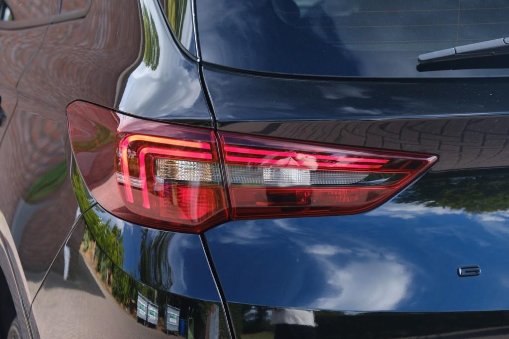 Opel Grandland 1.2 Turbo 130pk EAT8 GS | Navi | App Connect | Adaptive Cruise | Camera | Alcantara | Winter Pakket afbeelding 26