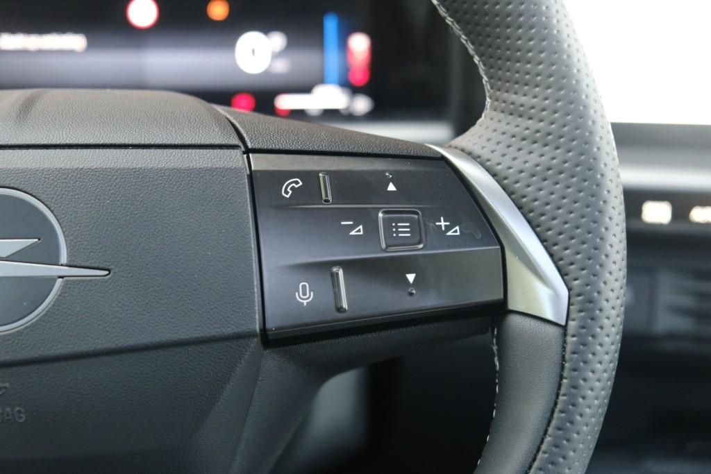 Opel Grandland 1.2 Turbo Hybrid 145pk eDCT6 GS | Navi | App Connect | Adaptive Cruise | Climate Control | Panoramadak | 360° Camera | Focal Audio | Keyless afbeelding 10