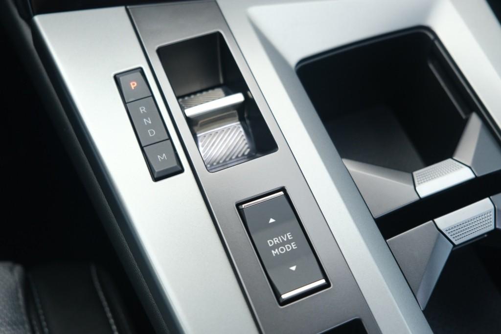 Opel Grandland 1.2 Turbo Hybrid 145pk eDCT6 GS | Navi | App Connect | Adaptive Cruise | Climate Control | Panoramadak | 360° Camera | Focal Audio | Keyless afbeelding 25