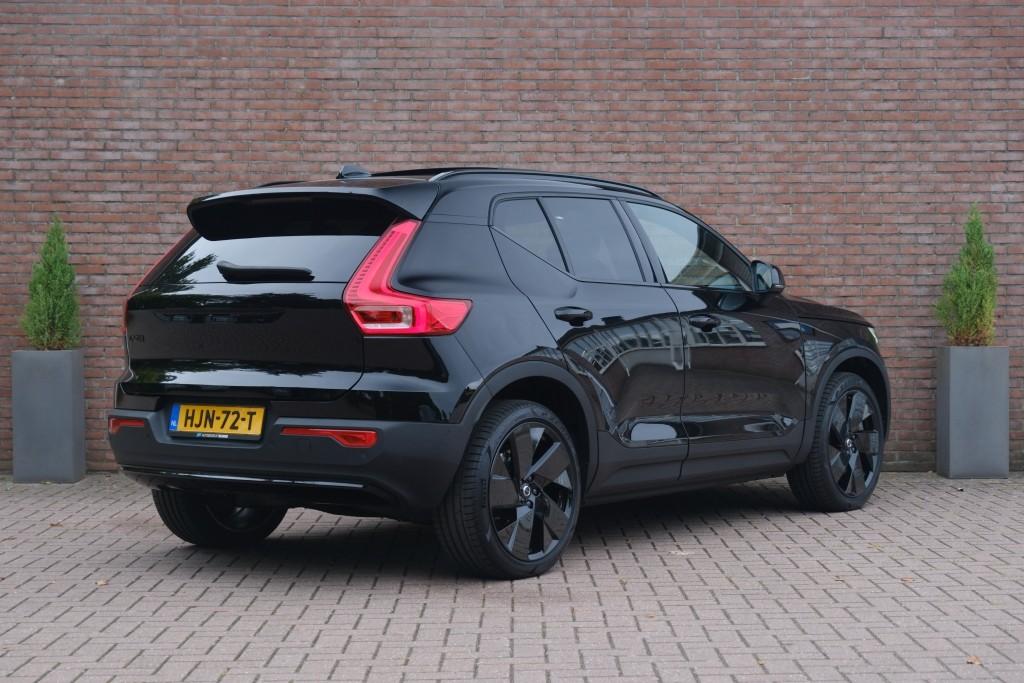 Volvo EX40 Extended Range 82 kWh Ultra Black Edition | Navi | App Connect | Climate | Adaptive Cruise | 360° Camera | Panoramadak | Stoelverwarming afbeelding 35