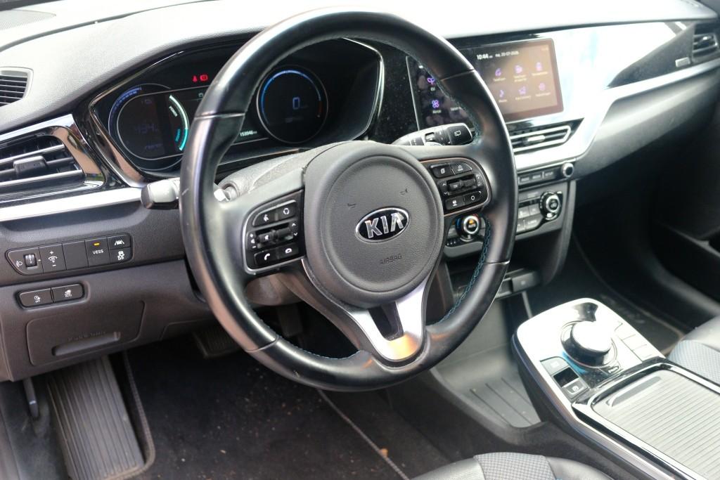 Kia e-Niro 64 kWh DynamicLine | Navi | App Connect | Climate | Adaptive Cruise | Camera | PDC | Keyless afbeelding 8