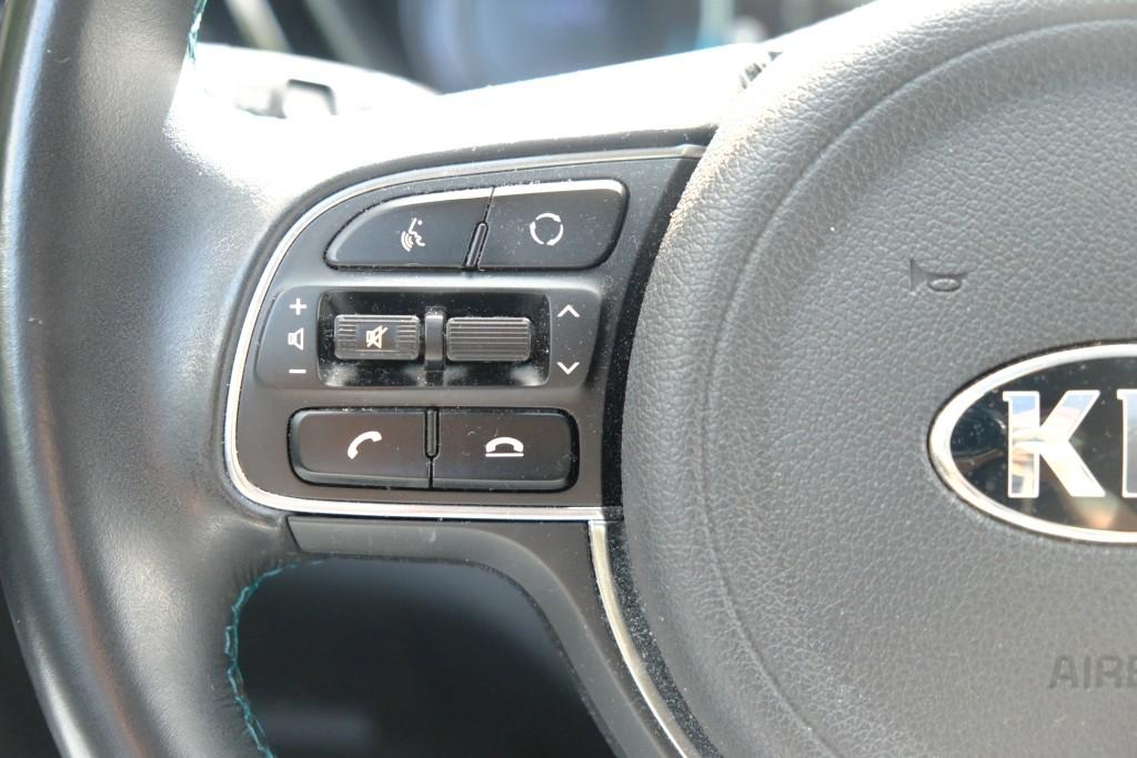 Kia e-Niro 64 kWh DynamicLine | Navi | App Connect | Climate | Adaptive Cruise | Camera | PDC | Keyless afbeelding 9