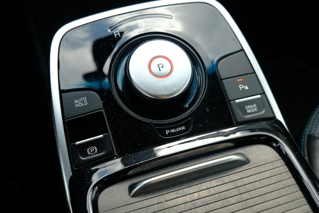 Kia e-Niro 64 kWh DynamicLine | Navi | App Connect | Climate | Adaptive Cruise | Camera | PDC | Keyless afbeelding 24