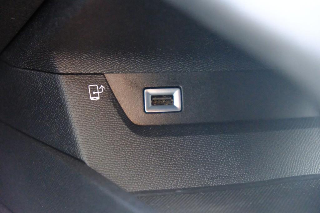 Peugeot 508 SW 1.6 HYbrid 225pk EAT8 GT | Navi | App Connect | Climate | Adaptive Cruise | Keyless | Panoramadak | Leder afbeelding 26