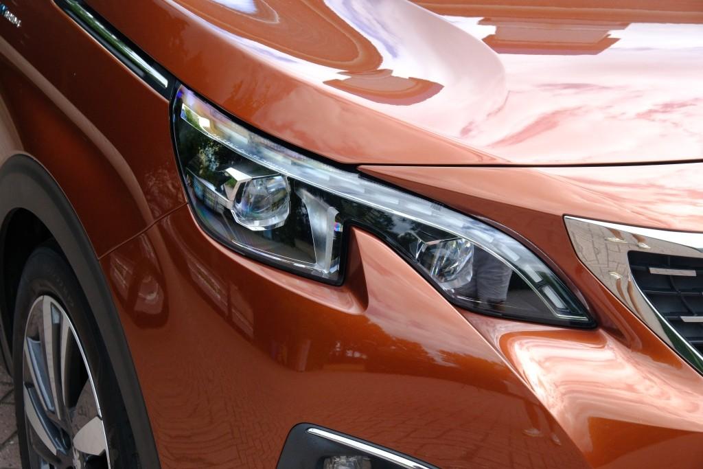 Peugeot 3008 1.6 HYbrid4 300pk GT | Navi | App Connect | Climate | Adaptive Cruise | Camera | PDC | Keyless afbeelding 2