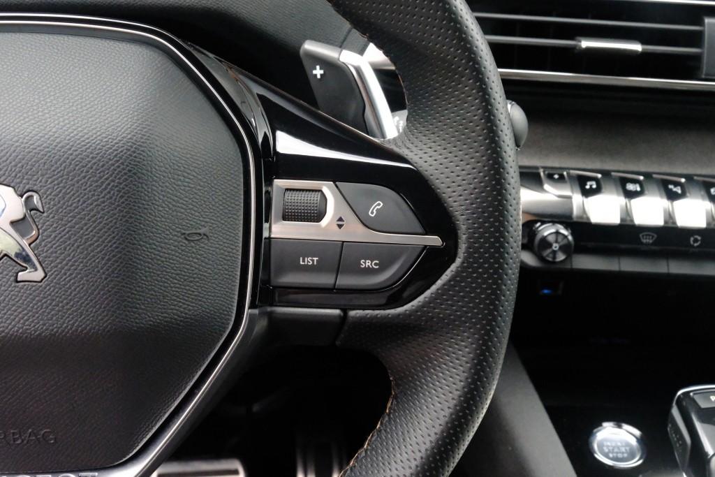 Peugeot 3008 1.6 HYbrid4 300pk GT | Navi | App Connect | Climate | Adaptive Cruise | Camera | PDC | Keyless afbeelding 10