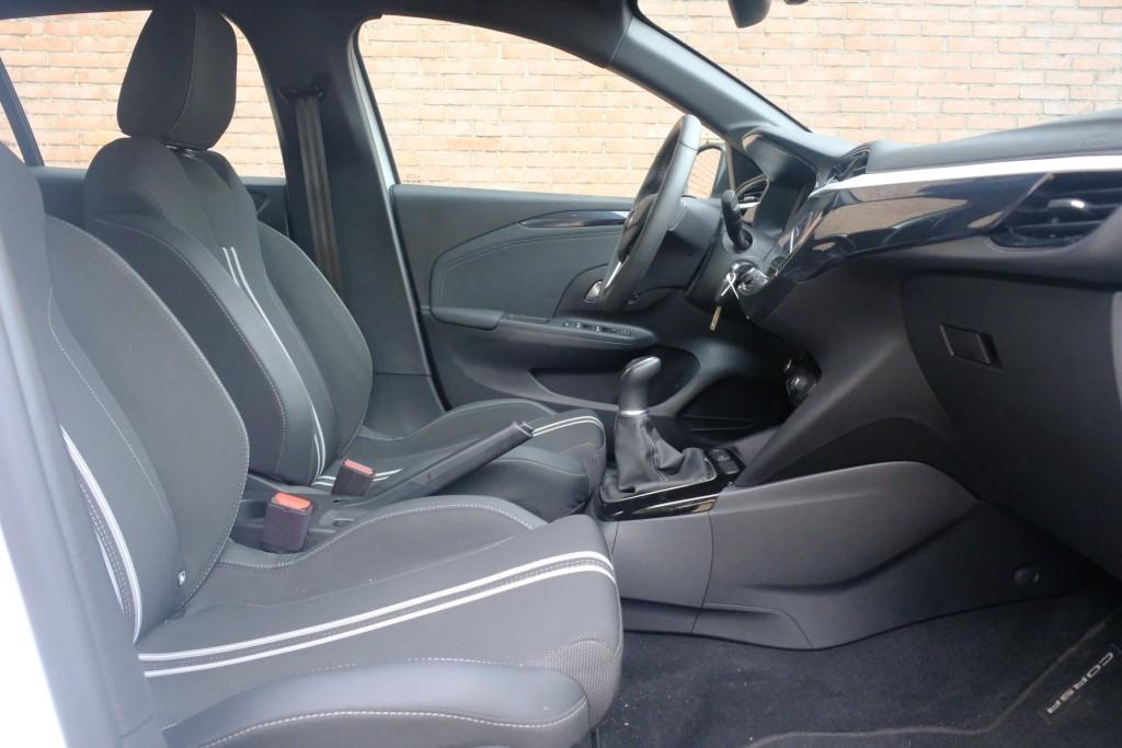 Opel Corsa 1.2 75pk GS | Navi | App Connect | Airco | Cruise | Full LED | PDC afbeelding 4