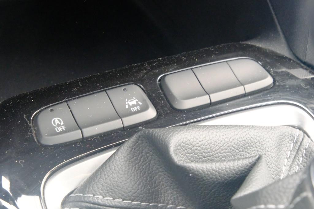 Opel Corsa 1.2 75pk GS | Navi | App Connect | Airco | Cruise | Full LED | PDC afbeelding 23