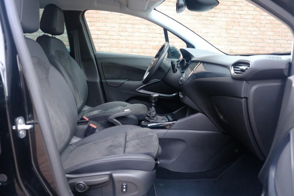 Opel Crossland 1.2 Turbo 110pk Ultimate | Navi | App Connect | Climate | Cruise | PDC | Blind Spot | Trekhaak afbeelding 4