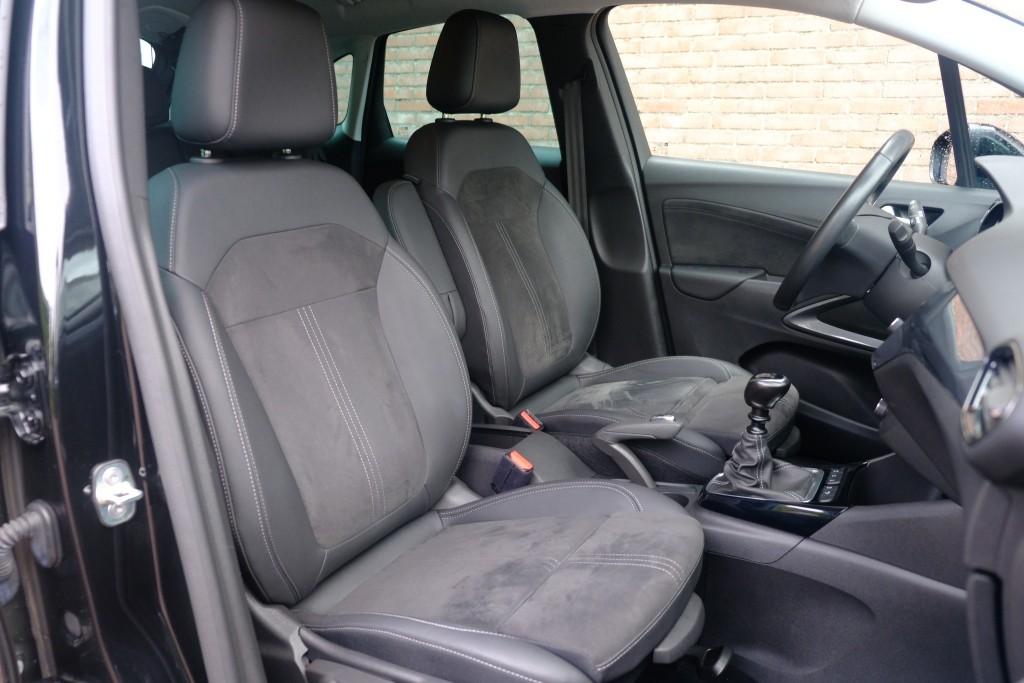 Opel Crossland 1.2 Turbo 110pk Ultimate | Navi | App Connect | Climate | Cruise | PDC | Blind Spot | Trekhaak afbeelding 6