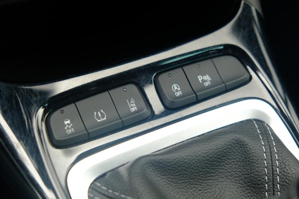 Opel Crossland 1.2 Turbo 110pk Ultimate | Navi | App Connect | Climate | Cruise | PDC | Blind Spot | Trekhaak afbeelding 22
