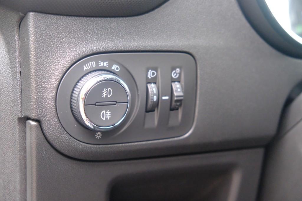 Opel Crossland 1.2 Turbo 110pk Ultimate | Navi | App Connect | Climate | Cruise | PDC | Blind Spot | Trekhaak afbeelding 26