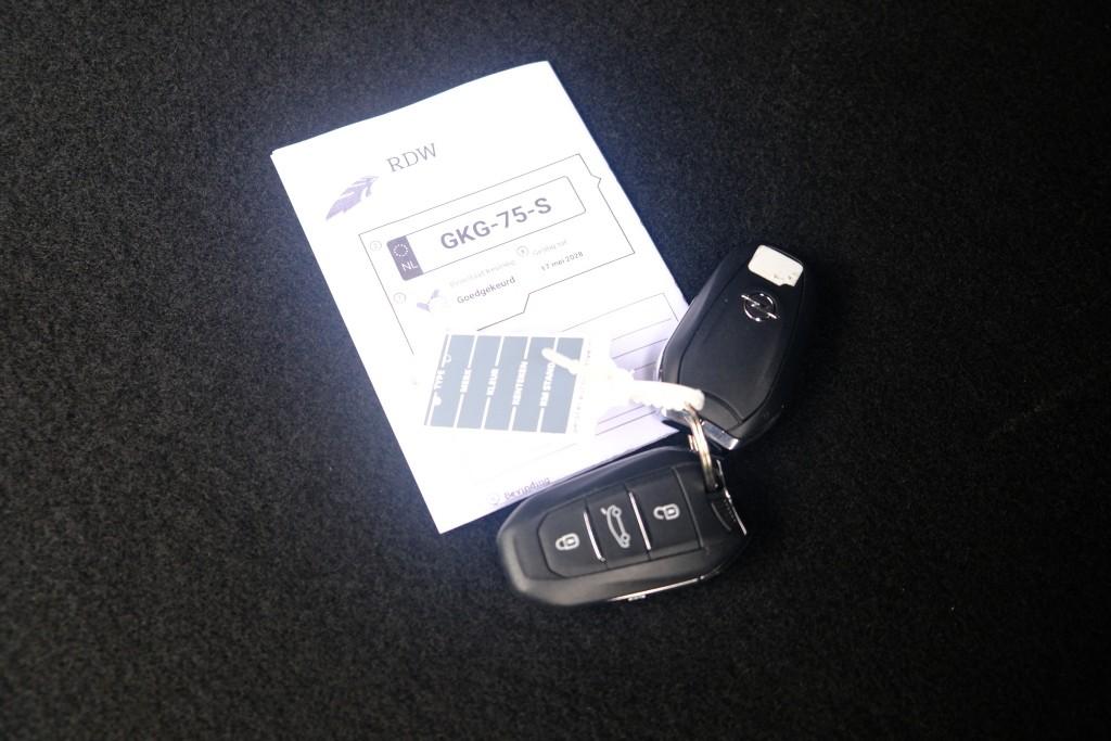 Opel Crossland 1.2 Turbo 110pk Ultimate | Navi | App Connect | Climate | Cruise | PDC | Blind Spot | Trekhaak afbeelding 36