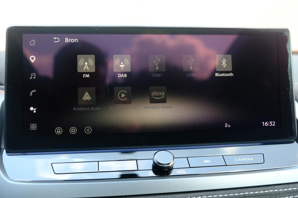 Nissan QASHQAI 1.3 MHEV Xtronic 158pk Tekna Plus | Navi | App Connect | Adaptive Cruise | Panoramadak | Keyless | 360° Camera | Bose | Elektrische Achterklep afbeelding 18