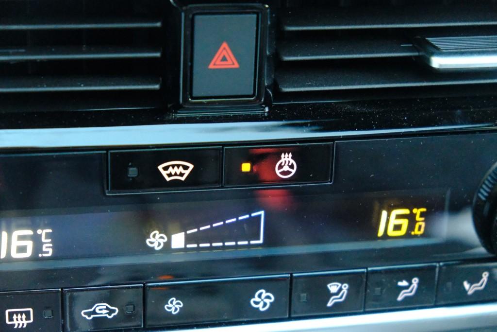 Nissan QASHQAI 1.3 MHEV Xtronic 158pk Tekna Plus | Navi | App Connect | Adaptive Cruise | Panoramadak | Keyless | 360° Camera | Bose | Elektrische Achterklep afbeelding 25