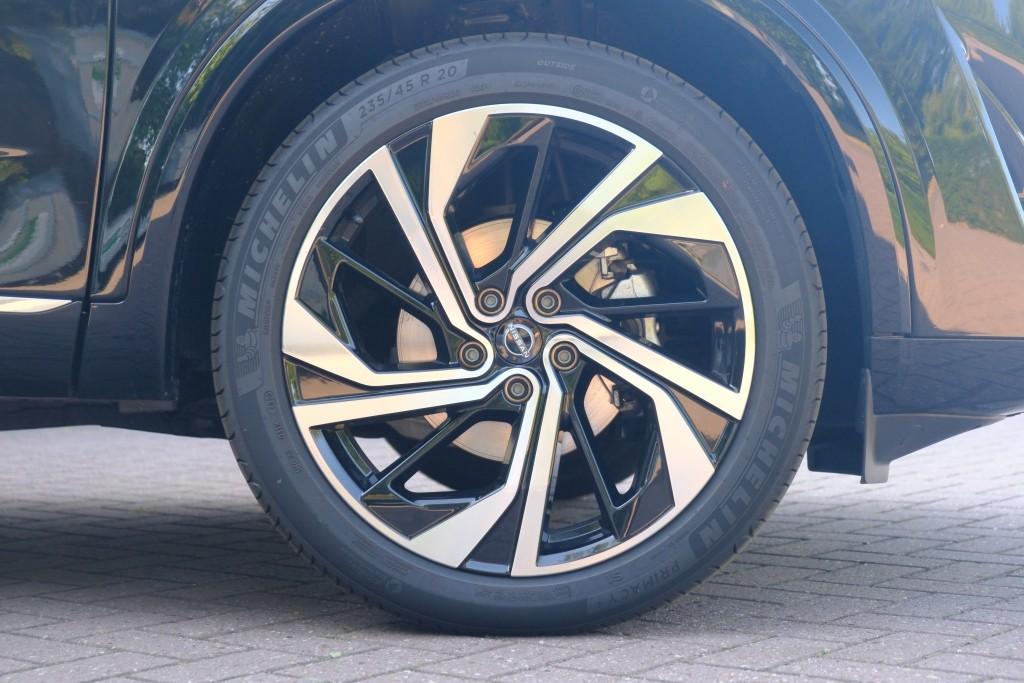 Nissan QASHQAI 1.3 MHEV Xtronic 158pk Tekna Plus | Navi | App Connect | Adaptive Cruise | Panoramadak | Keyless | 360° Camera | Bose | Elektrische Achterklep afbeelding 32