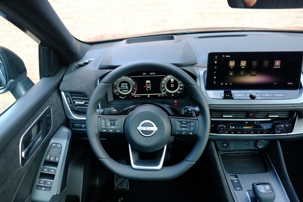 Nissan QASHQAI 1.3 MHEV Xtronic 158pk Tekna Plus | Navi | App Connect | Adaptive Cruise | Panoramadak | Keyless | 360° Camera | Bose | Elektrische Achterklep afbeelding 13