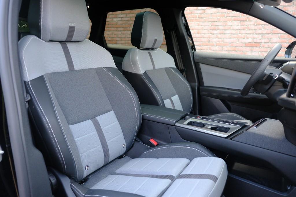 Opel Grandland 1.2 Turbo Hybrid 145pk eDCT6 GS | Navi | App Connect | Adaptive Cruise | Climate Control | Panoramadak | 360° Camera | Focal Audio | Keyless afbeelding 5