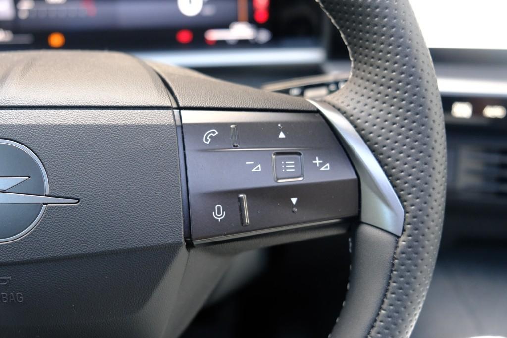 Opel Grandland 1.2 Turbo Hybrid 145pk eDCT6 GS | Navi | App Connect | Adaptive Cruise | Climate Control | Panoramadak | 360° Camera | Focal Audio | Keyless afbeelding 10