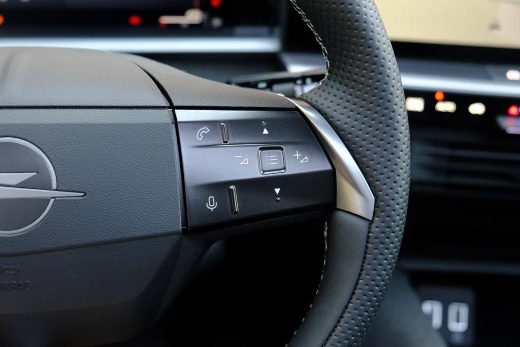 Opel Grandland 1.2 Turbo Hybrid 145pk eDCT6 GS | Navi | App Connect | Adaptive Cruise | Climate Control | Panoramadak | 360° Camera | Focal Audio | Keyless afbeelding 10