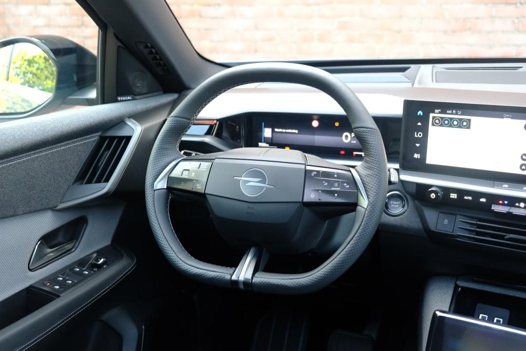 Opel Grandland 1.2 Turbo Hybrid 145pk eDCT6 GS | Navi | App Connect | Adaptive Cruise | Climate Control | Panoramadak | 360° Camera | Focal Audio | Keyless afbeelding 11