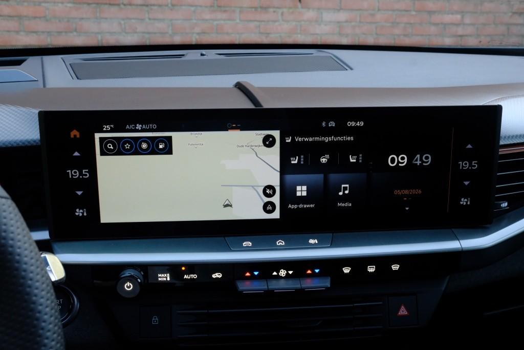 Opel Grandland 1.2 Turbo Hybrid 145pk eDCT6 GS | Navi | App Connect | Adaptive Cruise | Climate Control | Panoramadak | 360° Camera | Focal Audio | Keyless afbeelding 17