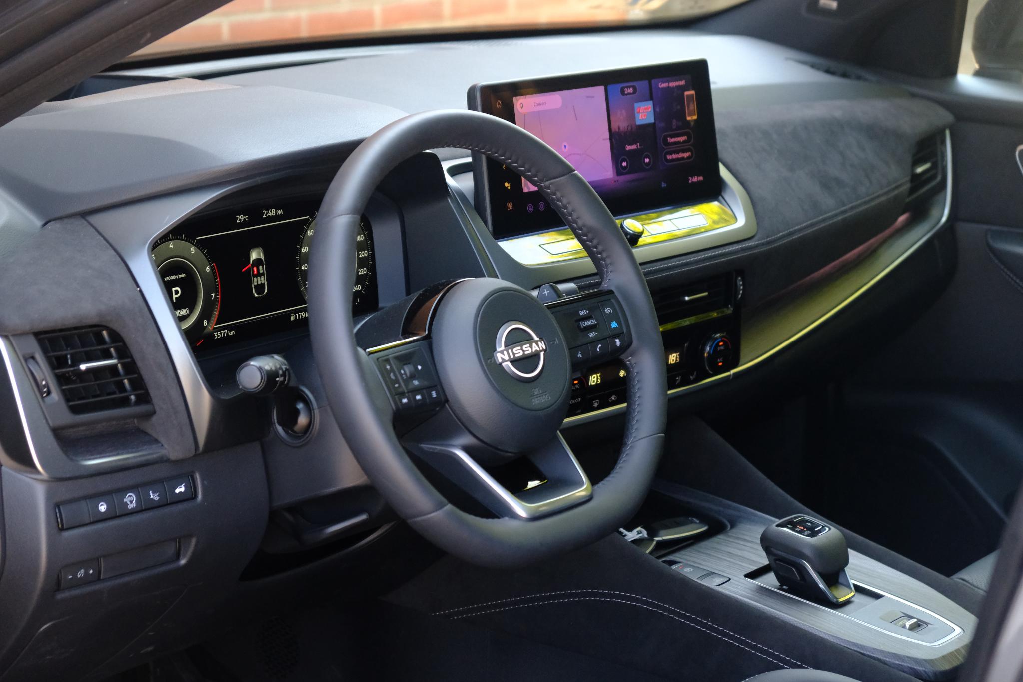 Nissan QASHQAI 1.3 MHEV Xtronic 158pk Tekna Plus | Navi | App Connect | Adaptive Cruise | Panoramadak | Keyless | 360° Camera | Bose | Elektrische Achterklep afbeelding 8