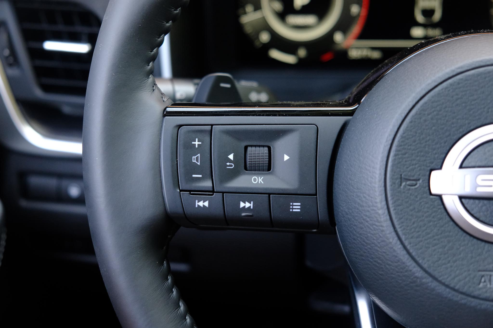 Nissan QASHQAI 1.3 MHEV Xtronic 158pk Tekna Plus | Navi | App Connect | Adaptive Cruise | Panoramadak | Keyless | 360° Camera | Bose | Elektrische Achterklep afbeelding 9