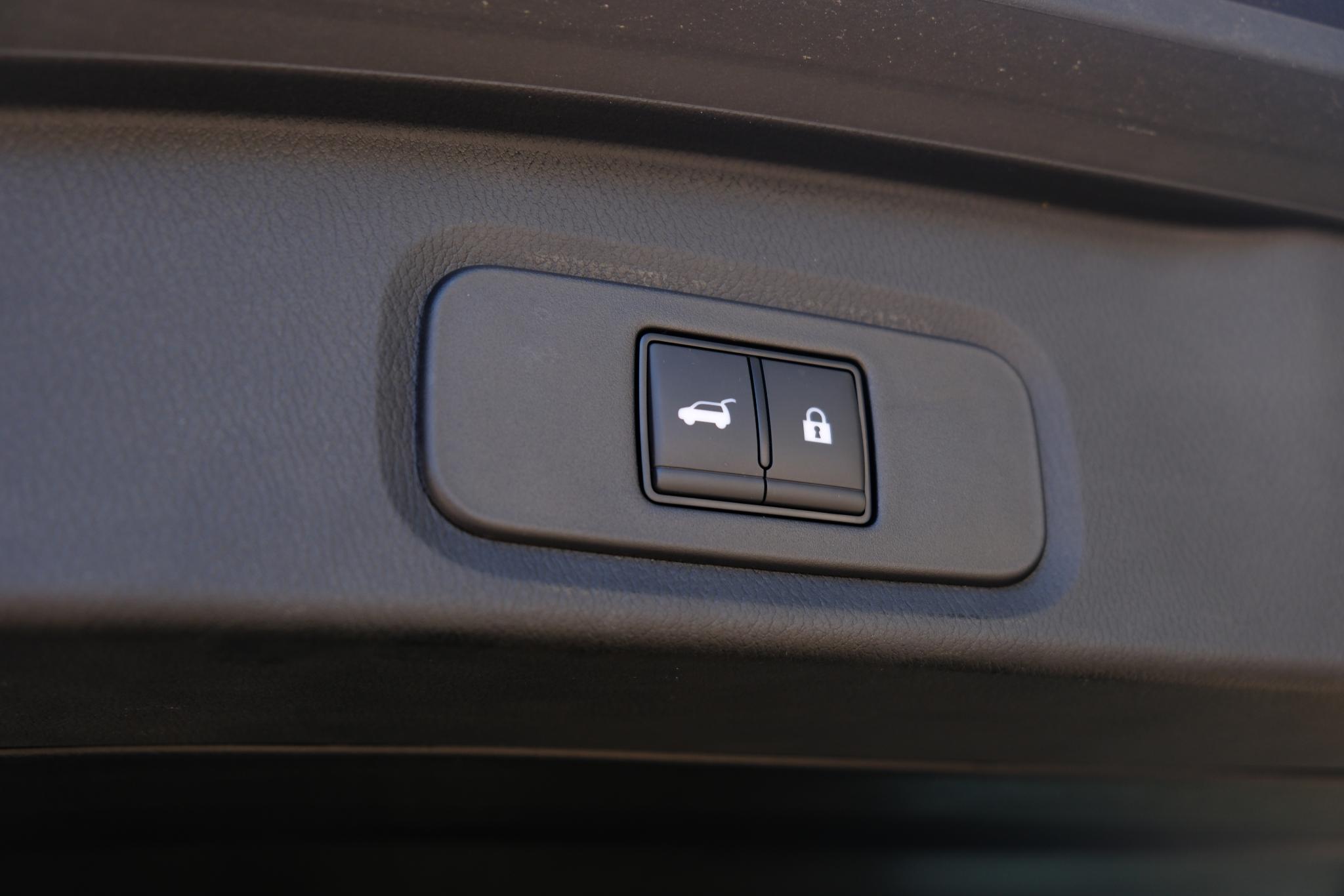 Nissan QASHQAI 1.3 MHEV Xtronic 158pk Tekna Plus | Navi | App Connect | Adaptive Cruise | Panoramadak | Keyless | 360° Camera | Bose | Elektrische Achterklep afbeelding 36