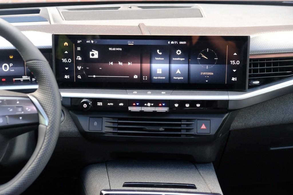 Opel Grandland 1.2 Turbo Hybrid 145pk eDCT6 GS | Navi | App Connect | Adaptive Cruise | Climate Control | Panoramadak | 360° Camera | Focal Audio | Keyless afbeelding 15
