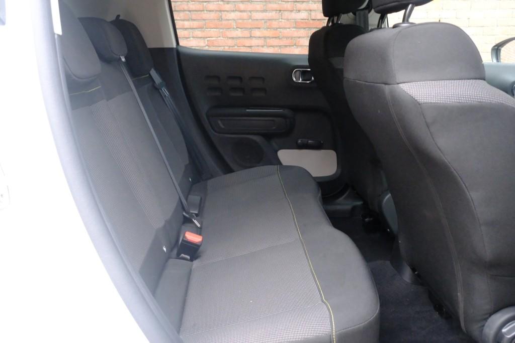 Citroën C3 1.2 PureTech 83pk Max | App Connect | Climate | Cruise | DAB | PDC afbeelding 3
