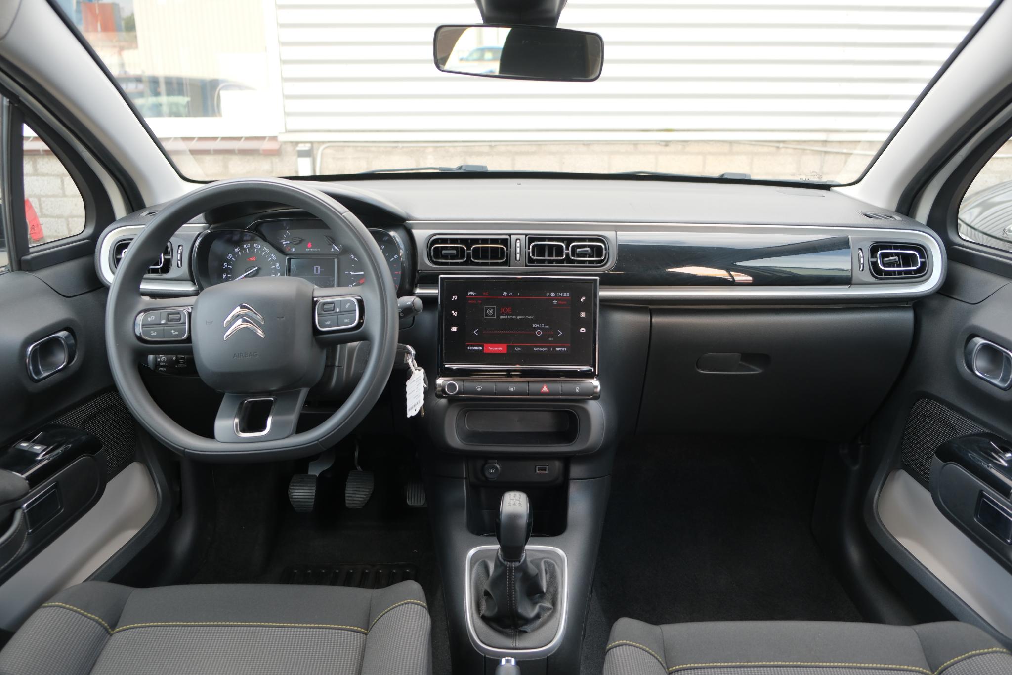 Citroën C3 1.2 PureTech 83pk Max | App Connect | Climate | Cruise | DAB | PDC afbeelding 2
