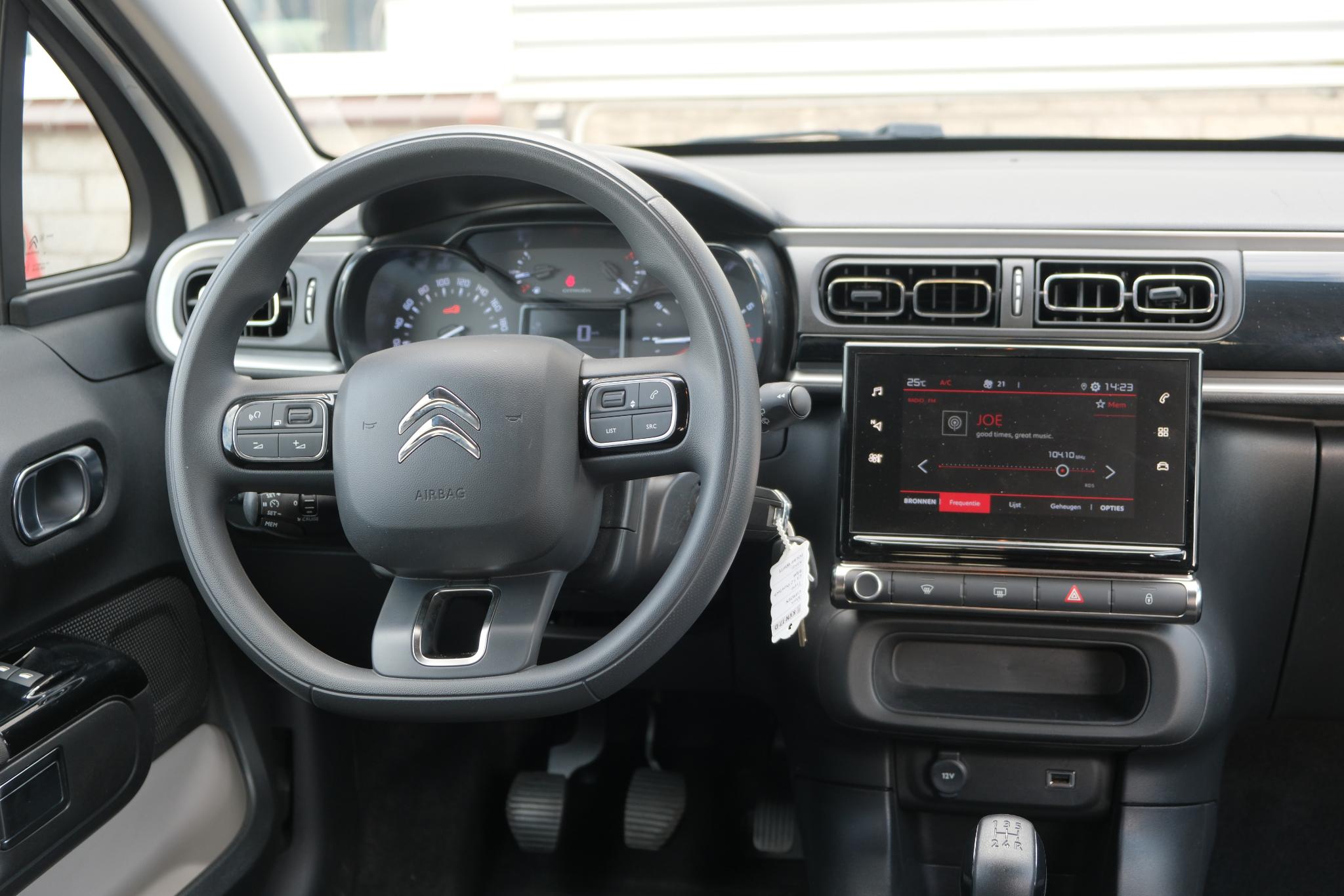 Citroën C3 1.2 PureTech 83pk Max | App Connect | Climate | Cruise | DAB | PDC afbeelding 4