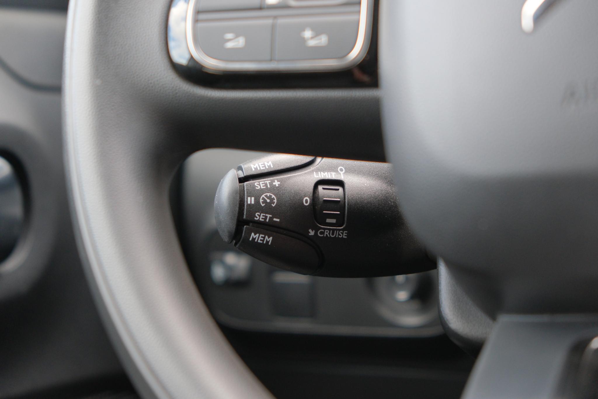 Citroën C3 1.2 PureTech 83pk Max | App Connect | Climate | Cruise | DAB | PDC afbeelding 13