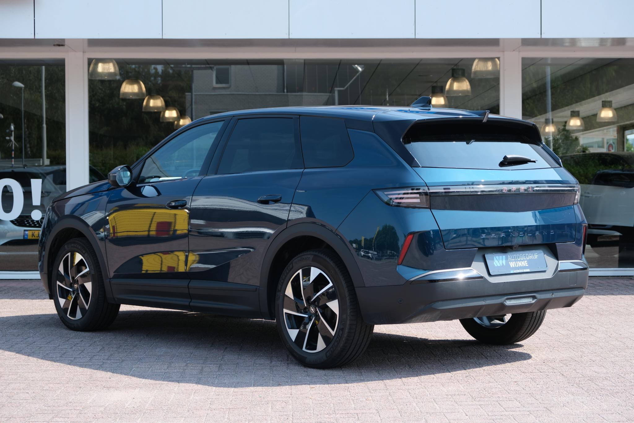 Opel Grandland 1.2 Turbo Hybrid 145pk eDCT6 GS - Panoramadak - Adaptive Cruise - Head-up display - Stoelverwarming - Elektrische achterklep - 360° Camera - Focal Audio afbeelding 23