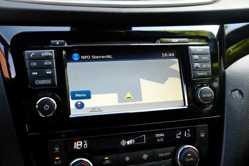 Nissan QASHQAI 1.6 DIG-T 163pk N-Vision | Navi | Climate | Cruise | Panoramadak | 360° Camera | Keyless | Trekhaak afbeelding 19
