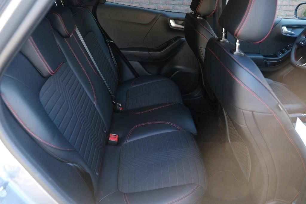 Ford Puma 1.0 EcoBoost Hybrid 155pk Aut. ST-Line X | Navi | App Connect | Adaptive Cruise | Full LED | Elektrische Achterklep | B&O Audio | Camera | Winter Pakket afbeelding 3