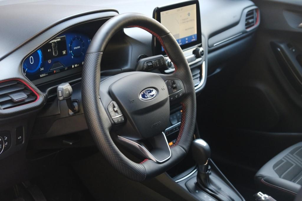 Ford Puma 1.0 EcoBoost Hybrid 155pk Aut. ST-Line X | Navi | App Connect | Adaptive Cruise | Full LED | Elektrische Achterklep | B&O Audio | Camera | Winter Pakket afbeelding 8