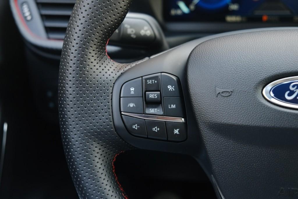 Ford Puma 1.0 EcoBoost Hybrid 155pk Aut. ST-Line X | Navi | App Connect | Adaptive Cruise | Full LED | Elektrische Achterklep | B&O Audio | Camera | Winter Pakket afbeelding 9