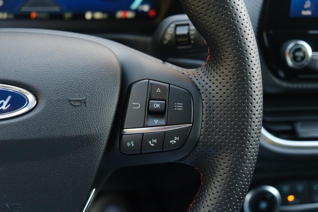 Ford Puma 1.0 EcoBoost Hybrid 155pk Aut. ST-Line X | Navi | App Connect | Adaptive Cruise | Full LED | Elektrische Achterklep | B&O Audio | Camera | Winter Pakket afbeelding 10