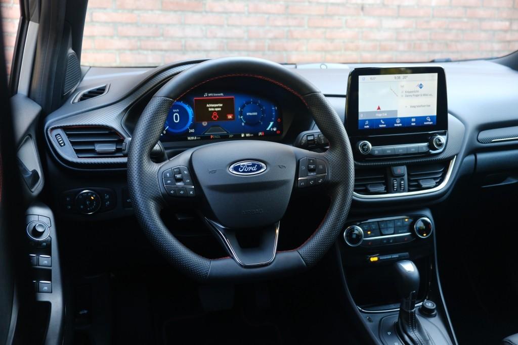 Ford Puma 1.0 EcoBoost Hybrid 155pk Aut. ST-Line X | Navi | App Connect | Adaptive Cruise | Full LED | Elektrische Achterklep | B&O Audio | Camera | Winter Pakket afbeelding 15