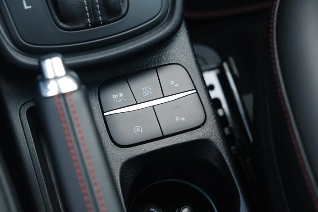 Ford Puma 1.0 EcoBoost Hybrid 155pk Aut. ST-Line X | Navi | App Connect | Adaptive Cruise | Full LED | Elektrische Achterklep | B&O Audio | Camera | Winter Pakket afbeelding 27