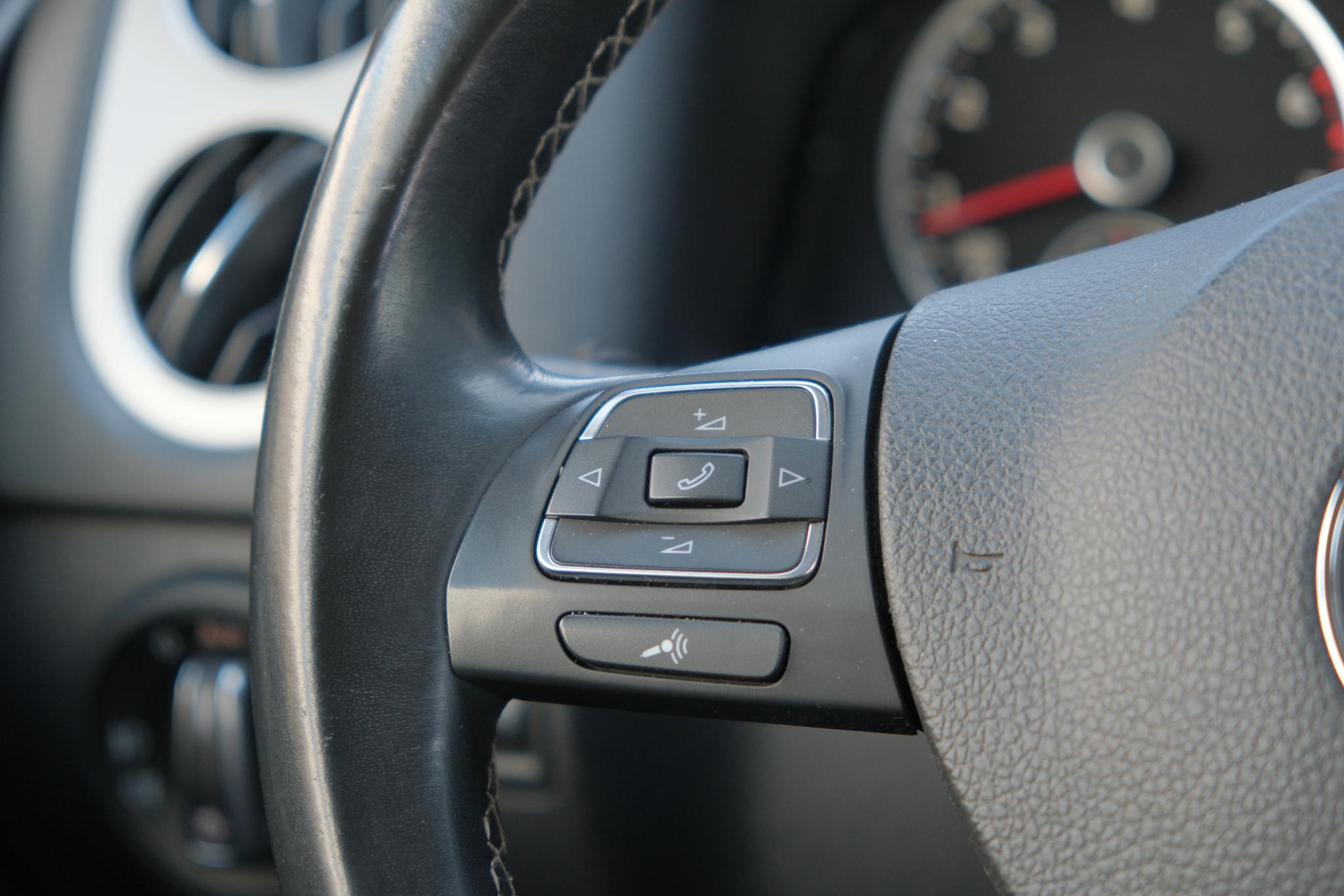 Volkswagen Tiguan 1.4 TSi 160pk Sport&Style | Navi | Winterpakket | Trekhaak | Climate | Camera | Cruise afbeelding 14