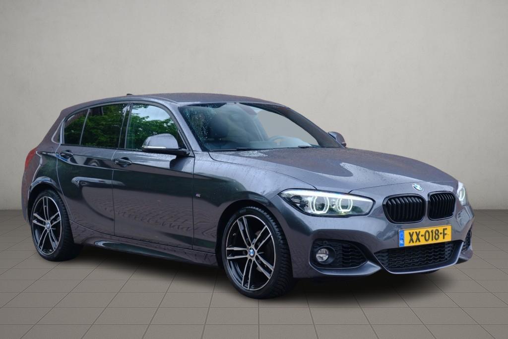 BMW 1 Serie 118i 136pk Aut. M Sport Shadow High Executive | Navi | Climate | Cruise | DAB | PDC | Stoelverwarming afbeelding 1