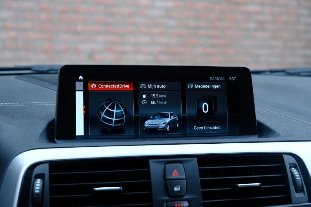 BMW 1 Serie 118i 136pk Aut. M Sport Shadow High Executive | Navi | Climate | Cruise | DAB | PDC | Stoelverwarming afbeelding 17