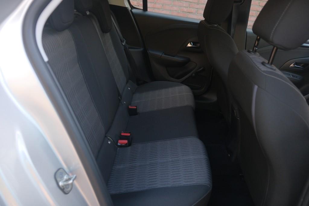 Opel Corsa 1.2 75pk Edition | Navi | App Connect | Airco | Cruise | Full LED | PDC | 16" velgen afbeelding 3