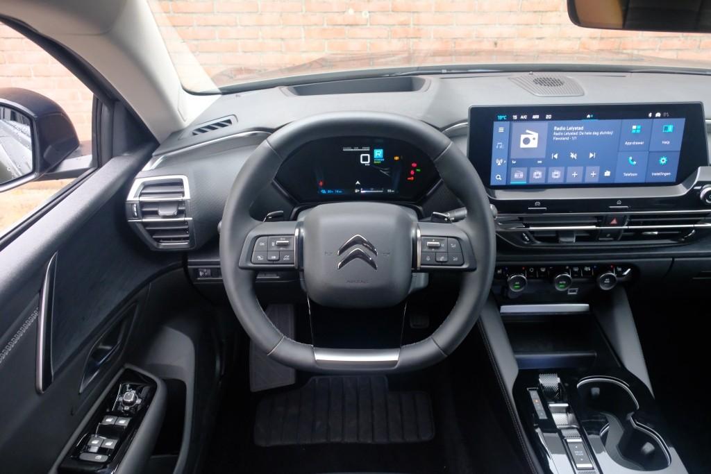 Citroën C5 X 1.6 Plug-in Hybrid 225pk EAT8 Shine | Navi | App Connect | Climate | Adaptive Cruise | Head-up Display | Camera | Keyless afbeelding 14